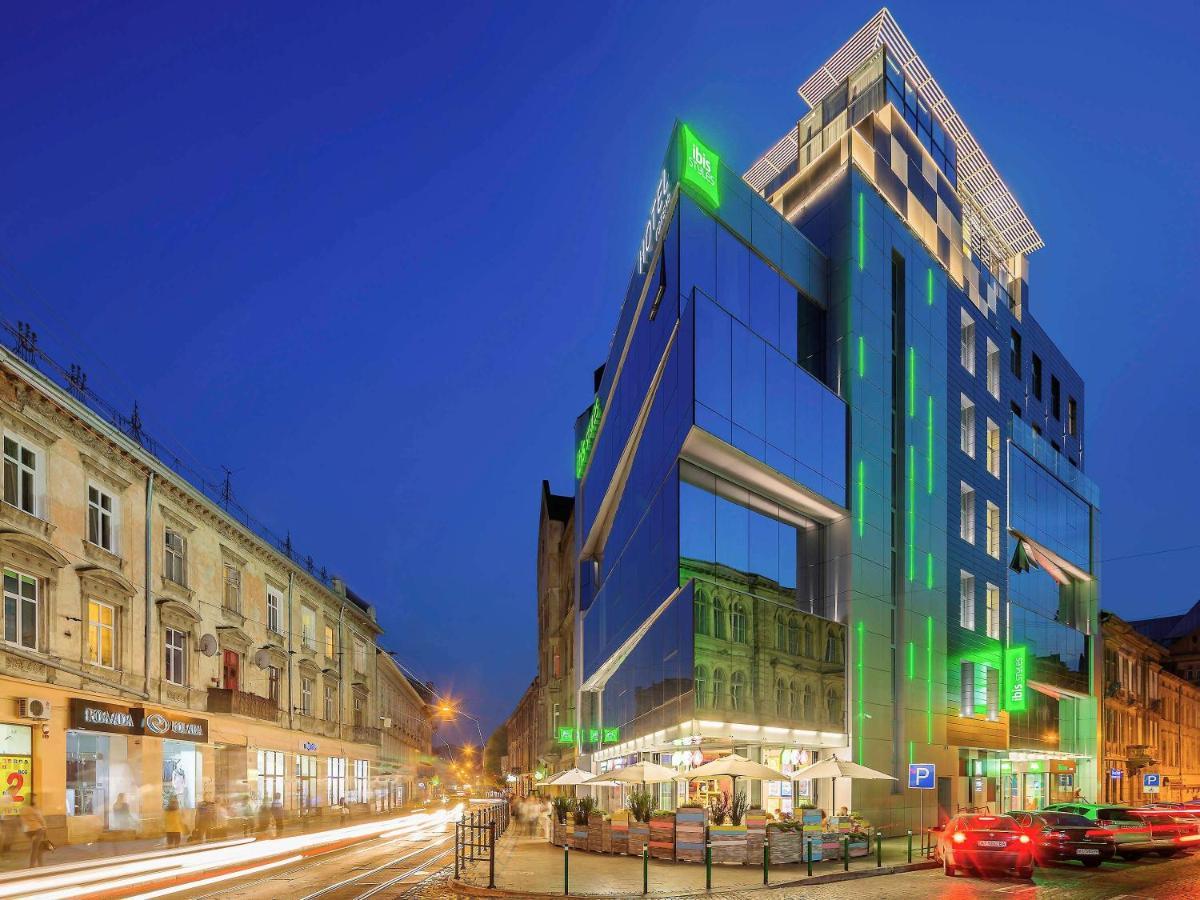 Hôtel Ibis Styles Lviv Center Extérieur photo